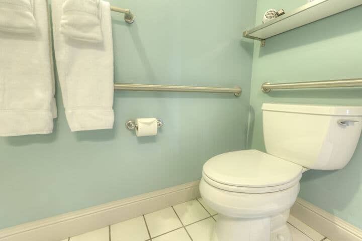 Room 103 of 147