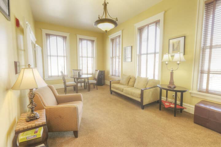 Room 75 of 147