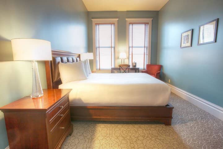 Room 46 of 147